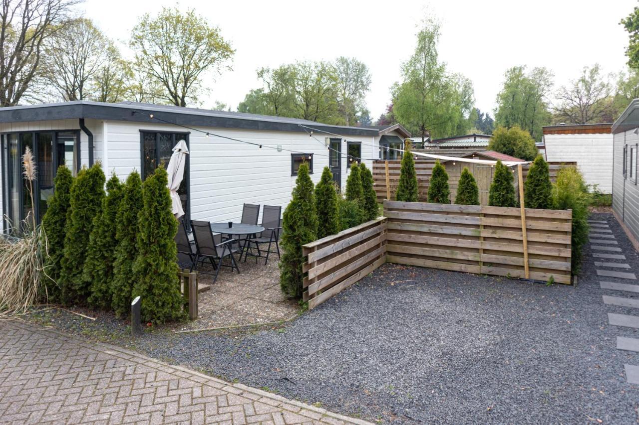 Bosrijk Chalet - Hottub - Veluwe Putten Exterior foto